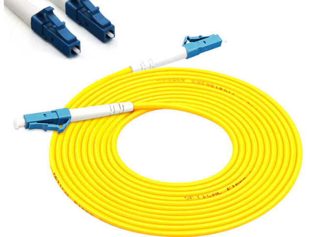 la correction de fibre de mode unitaire de 3M câble le LC au simplex de LC 3mm dans la couleur jaune 0